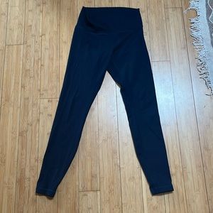 Lululemon navy blue size 8 Wunder Under Tights leggings large medium
